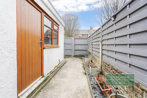 Photo 5- click for photo gallery